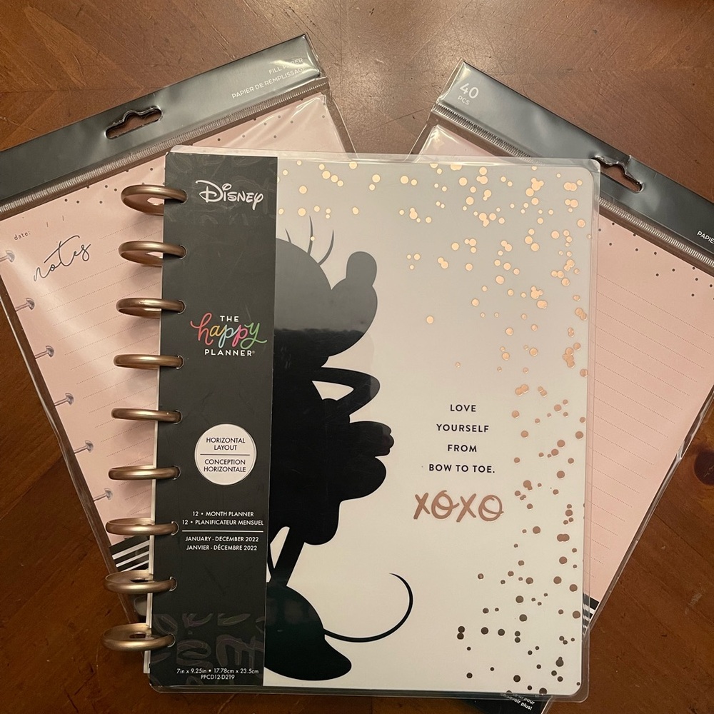Horizontal Layout Disney Planner with Black and White Design